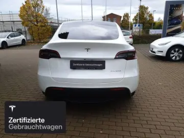 Model Y Long Range AWD