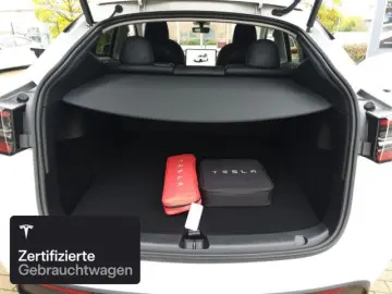 Model Y Long Range AWD