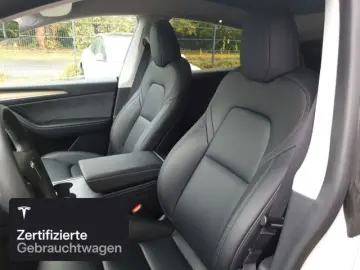 Model Y Long Range AWD