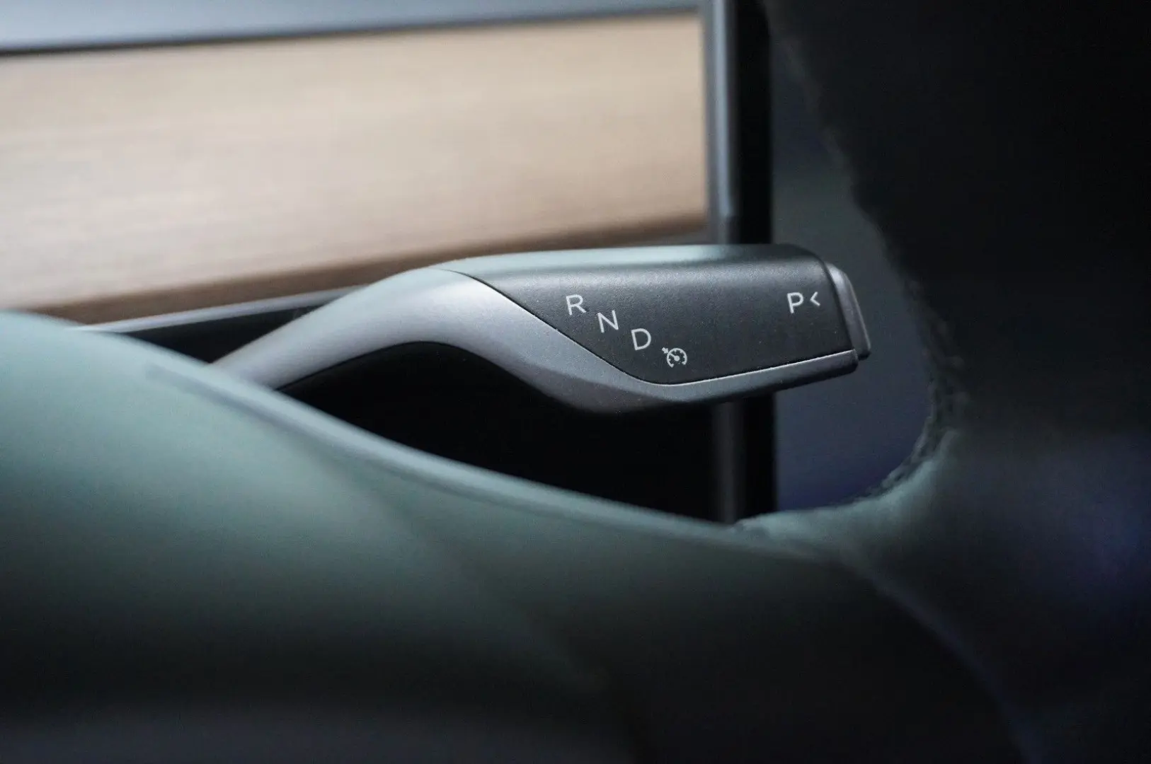 Model Y LONGRANGE DUAL-MOTOR NAVI KAMERA DAB AMD