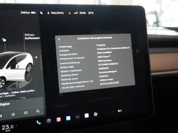Model Y LONGRANGE DUAL-MOTOR NAVI KAMERA DAB AMD