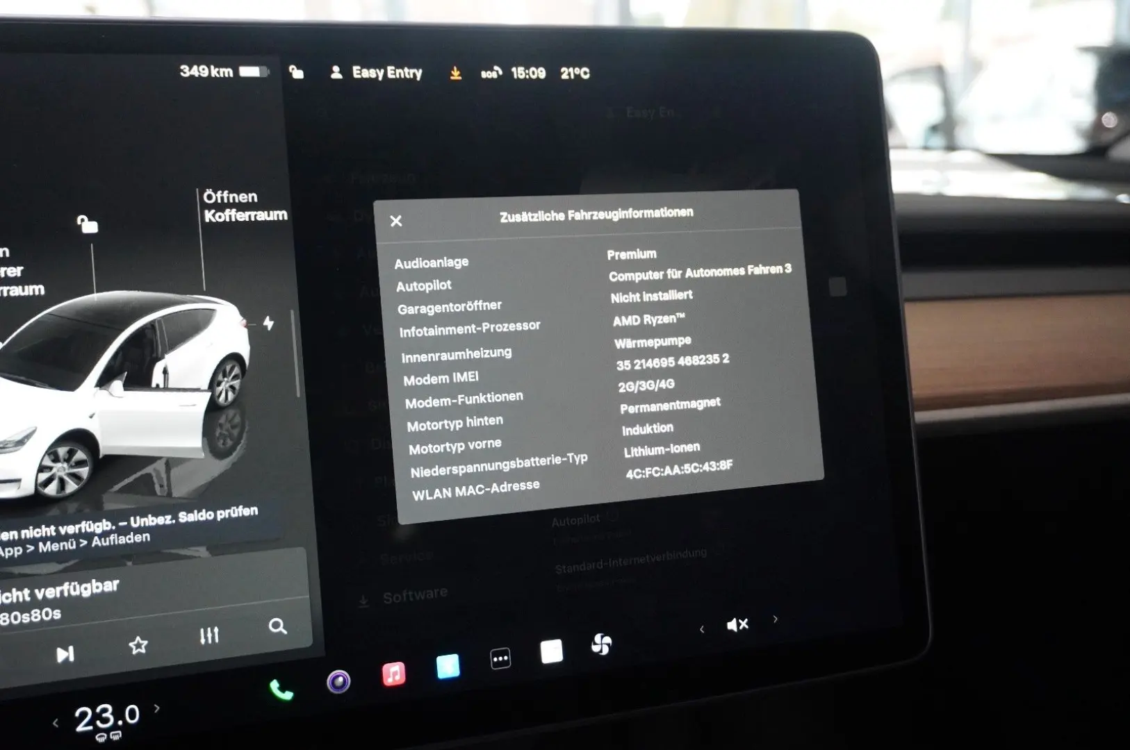Model Y LONGRANGE DUAL-MOTOR NAVI KAMERA DAB AMD