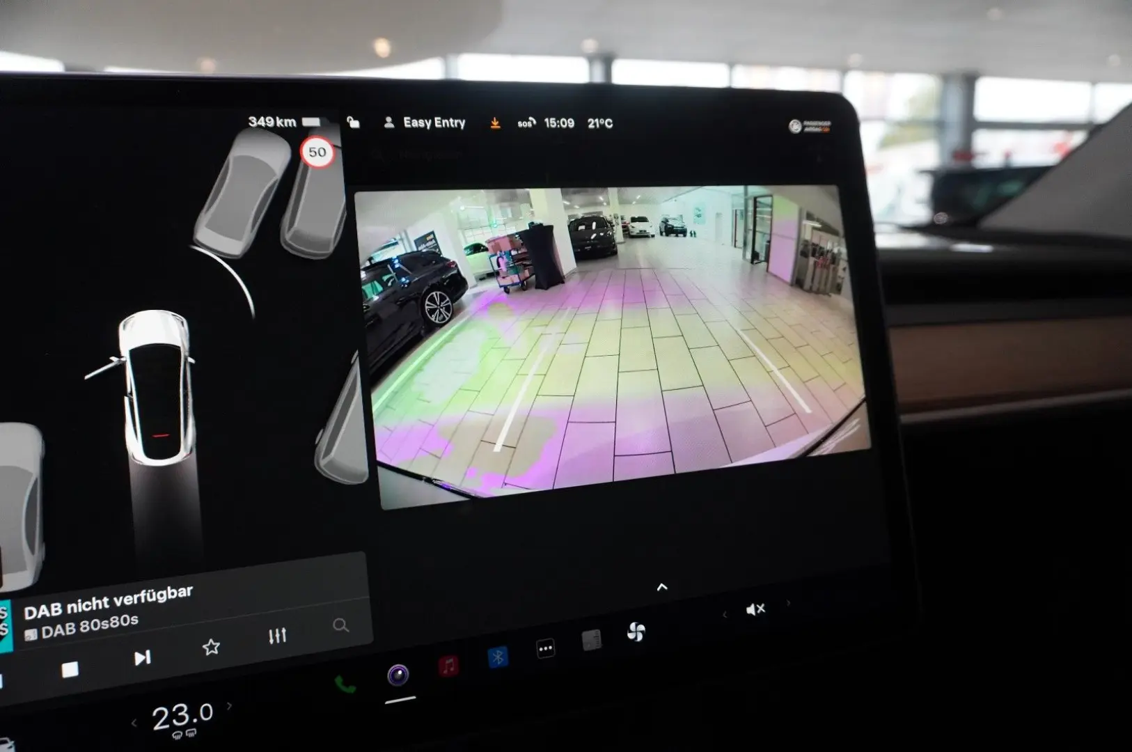 Model Y LONGRANGE DUAL-MOTOR NAVI KAMERA DAB AMD