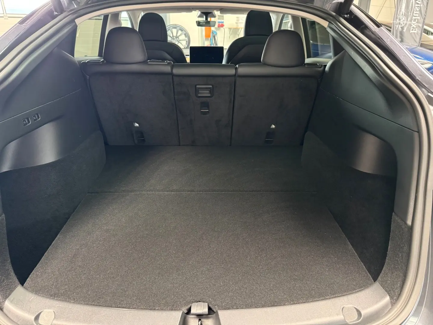 MODEL Y LONG RANGE   INTEL ATOM   AP HW 3.0