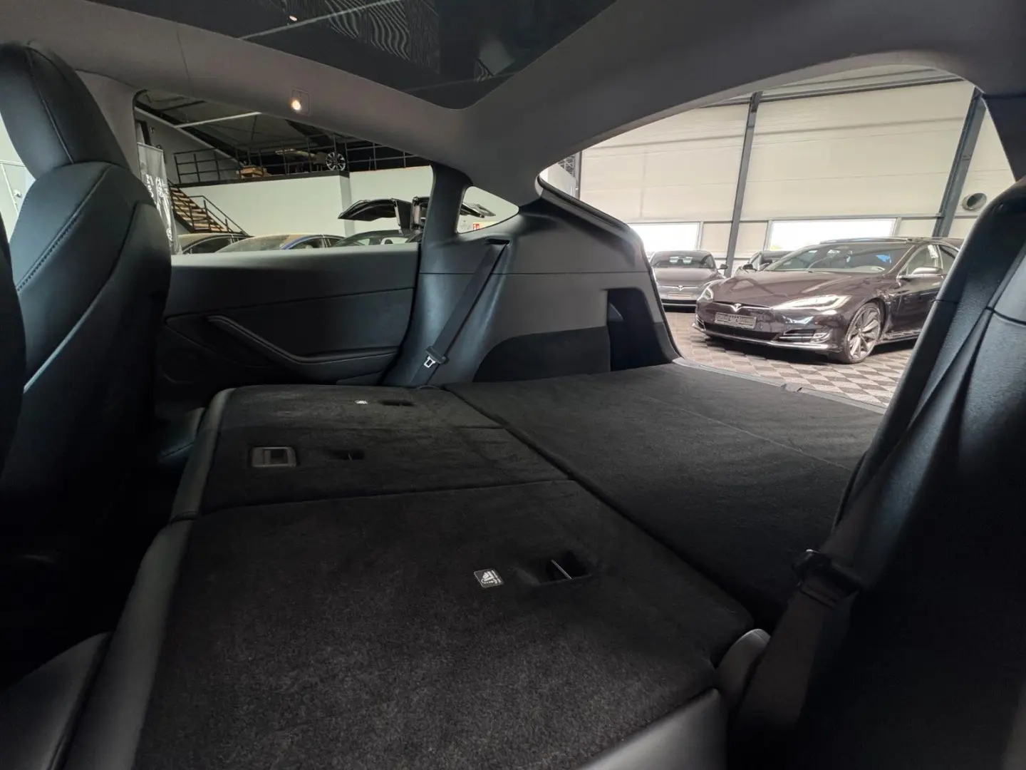 MODEL Y LONG RANGE   INTEL ATOM   AP HW 3.0