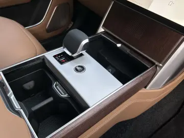 Range Rover P530 Autobiography Park-Assistent