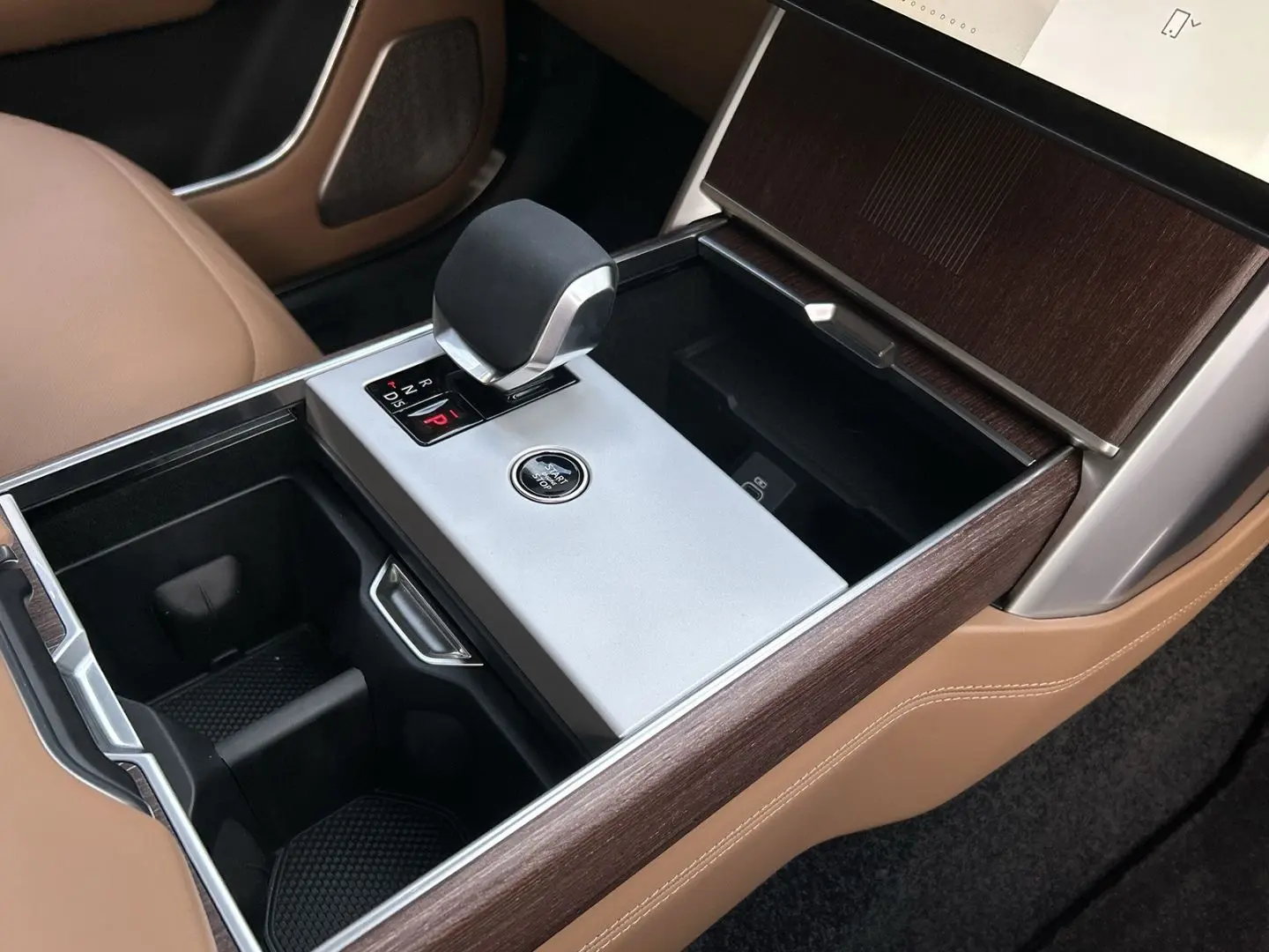 Range Rover P530 Autobiography Park-Assistent