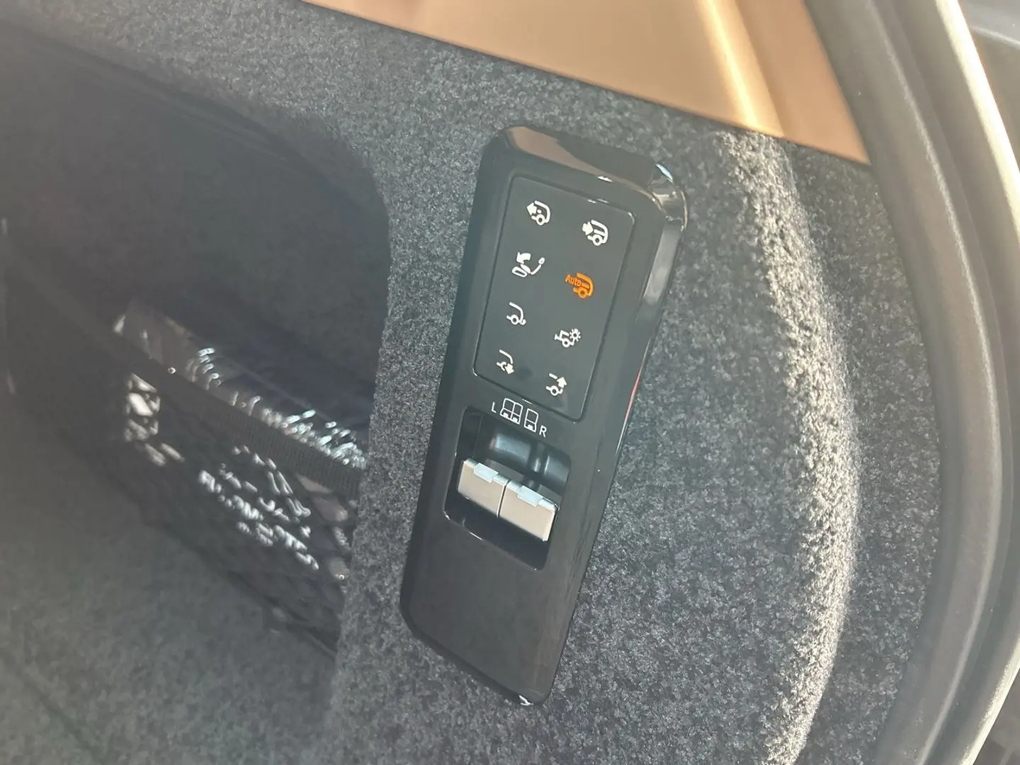 Range Rover P530 Autobiography Park-Assistent