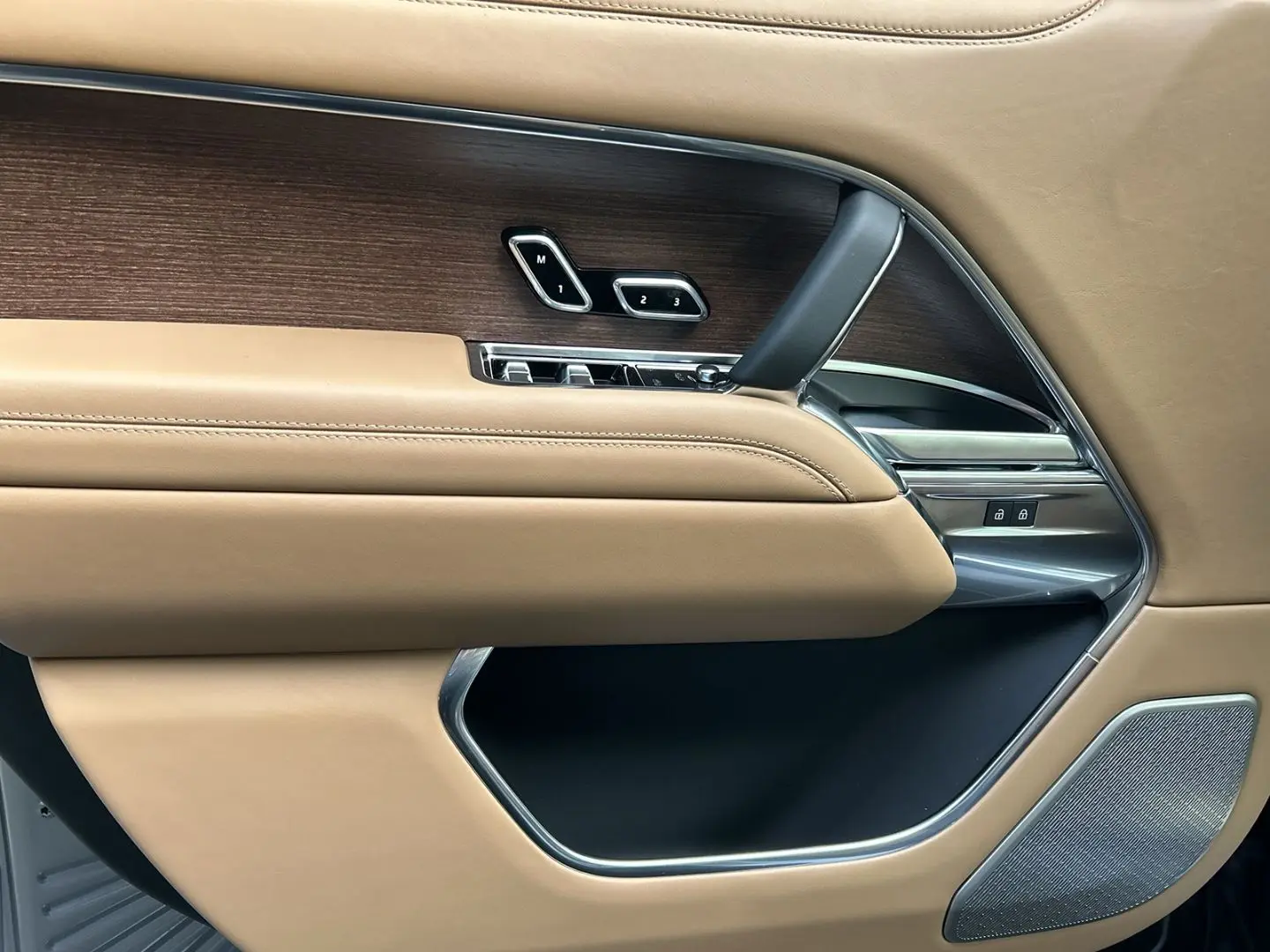 Range Rover P530 Autobiography Park-Assistent