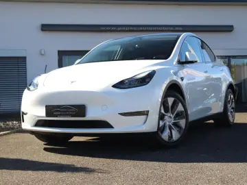 Model Y Long Range Dual AWD   MWST PANO MATRIX