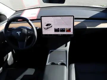 Model Y Long Range Dual AWD   MWST PANO MATRIX