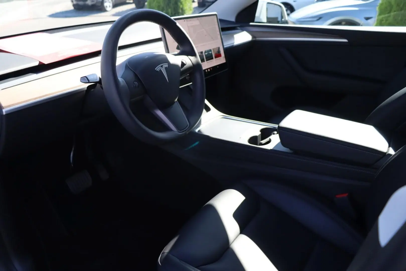 Model Y Long Range Dual AWD   MWST PANO MATRIX