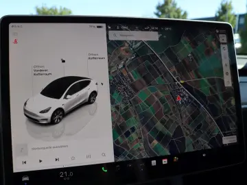 Model Y Long Range Dual AWD   MWST PANO MATRIX