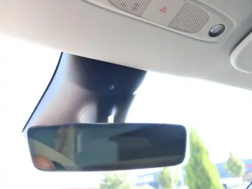 Model Y Long Range Dual AWD   MWST PANO MATRIX