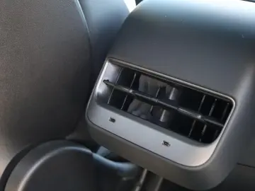 Model Y Long Range Dual AWD   MWST PANO MATRIX