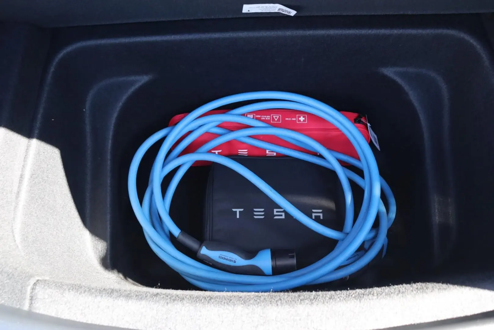 Model Y Long Range Dual AWD   MWST PANO MATRIX