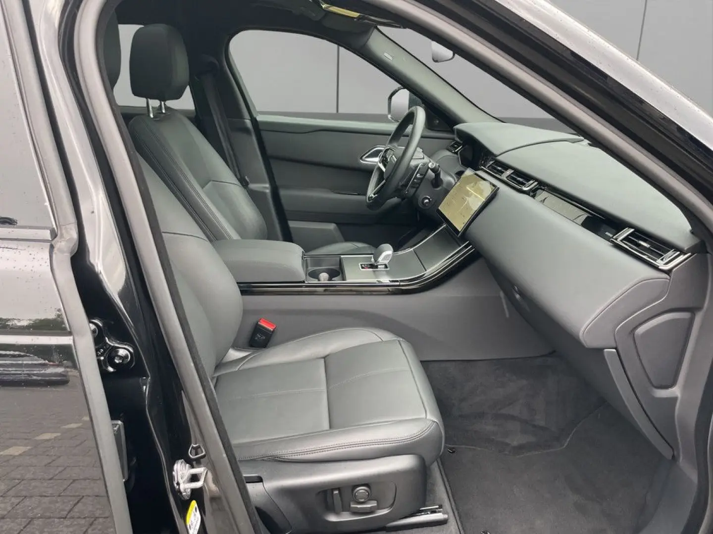 Range Rover Velar D300 Dynamic SE