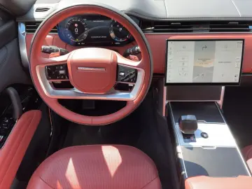 Range Rover LWB 4.4 Benzin P615 SV NP 300.000