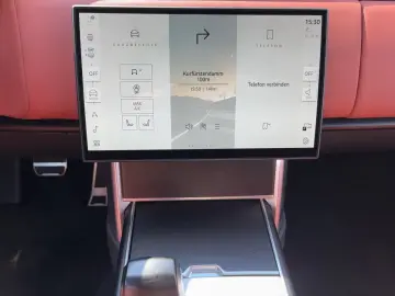 Range Rover LWB 4.4 Benzin P615 SV NP 300.000