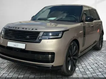 Range Rover LWB 4.4 Benzin P615 SV NP 300.000