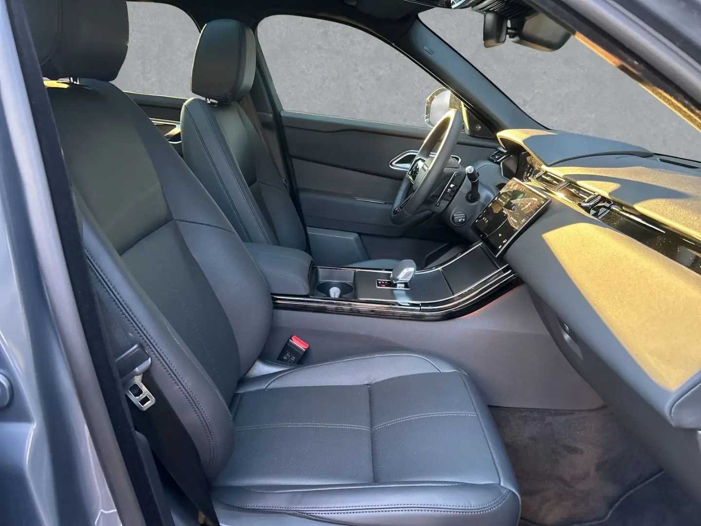 Range Rover Velar D300 R-Dynamic SE