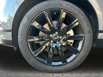 Range Rover Velar D300 R-Dynamic SE