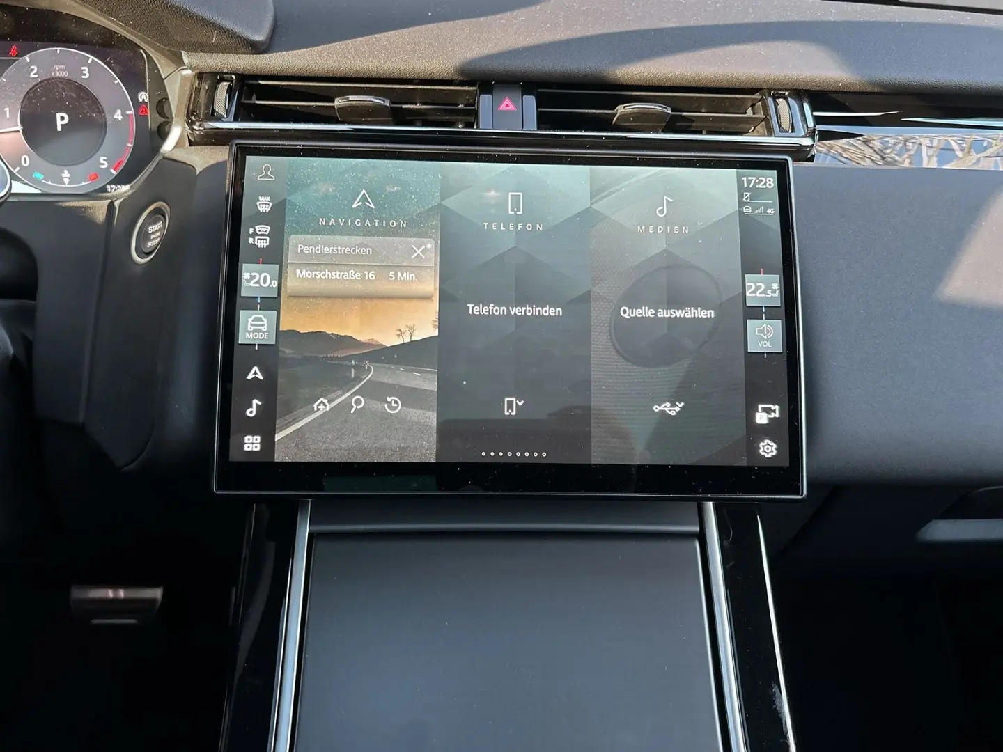 Range Rover Velar D300 R-Dynamic SE