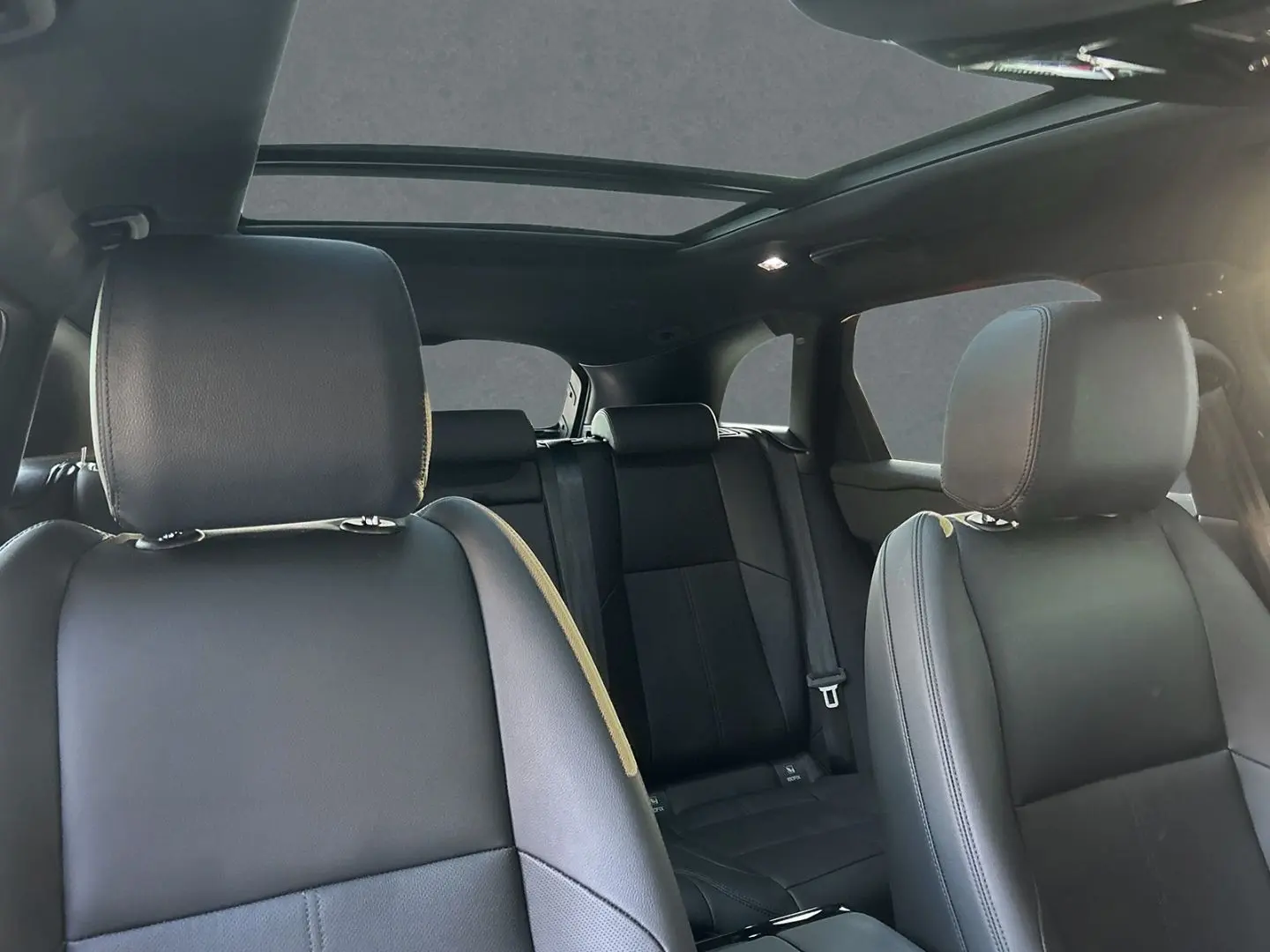 Range Rover Velar D300 R-Dynamic SE