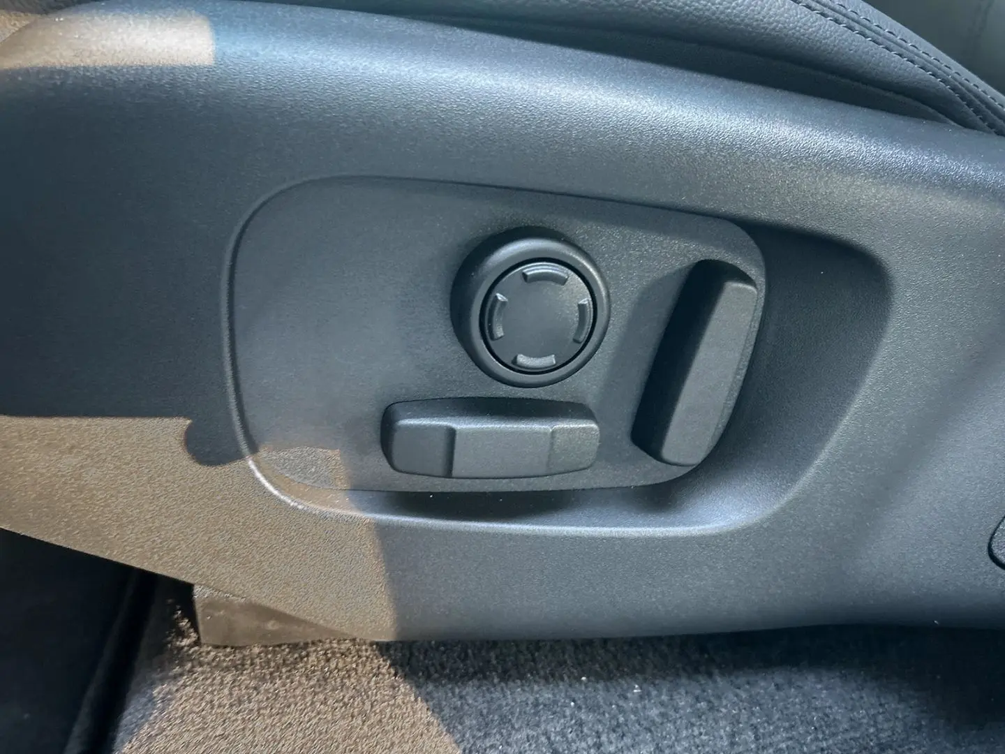 Range Rover Velar D300 R-Dynamic SE