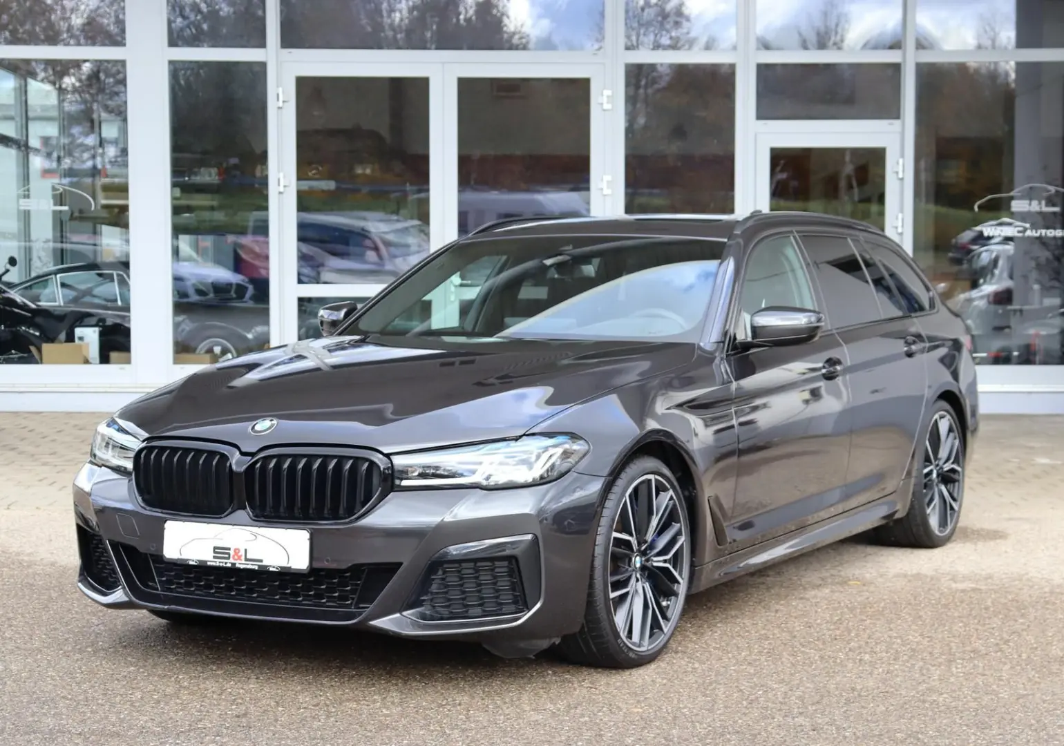 530d xDrive M Sport Innov Pano H&K AHK Business