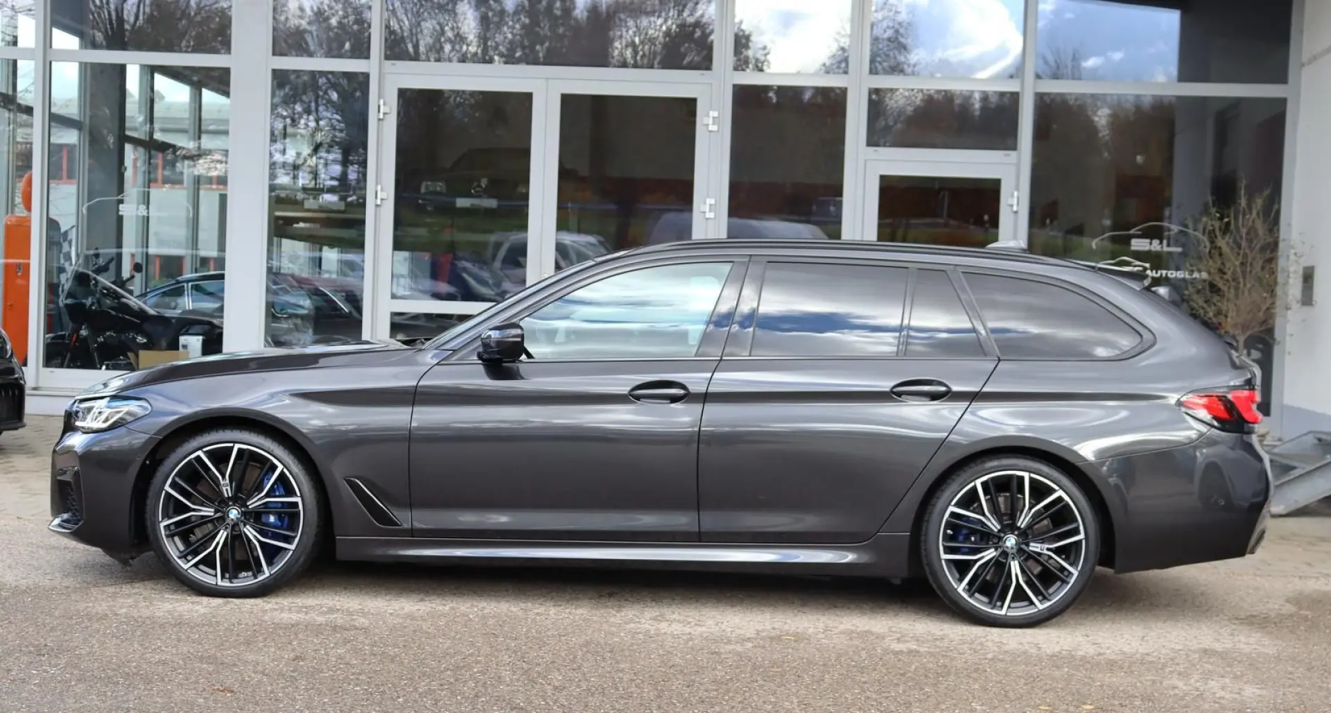 530d xDrive M Sport Innov Pano H&K AHK Business