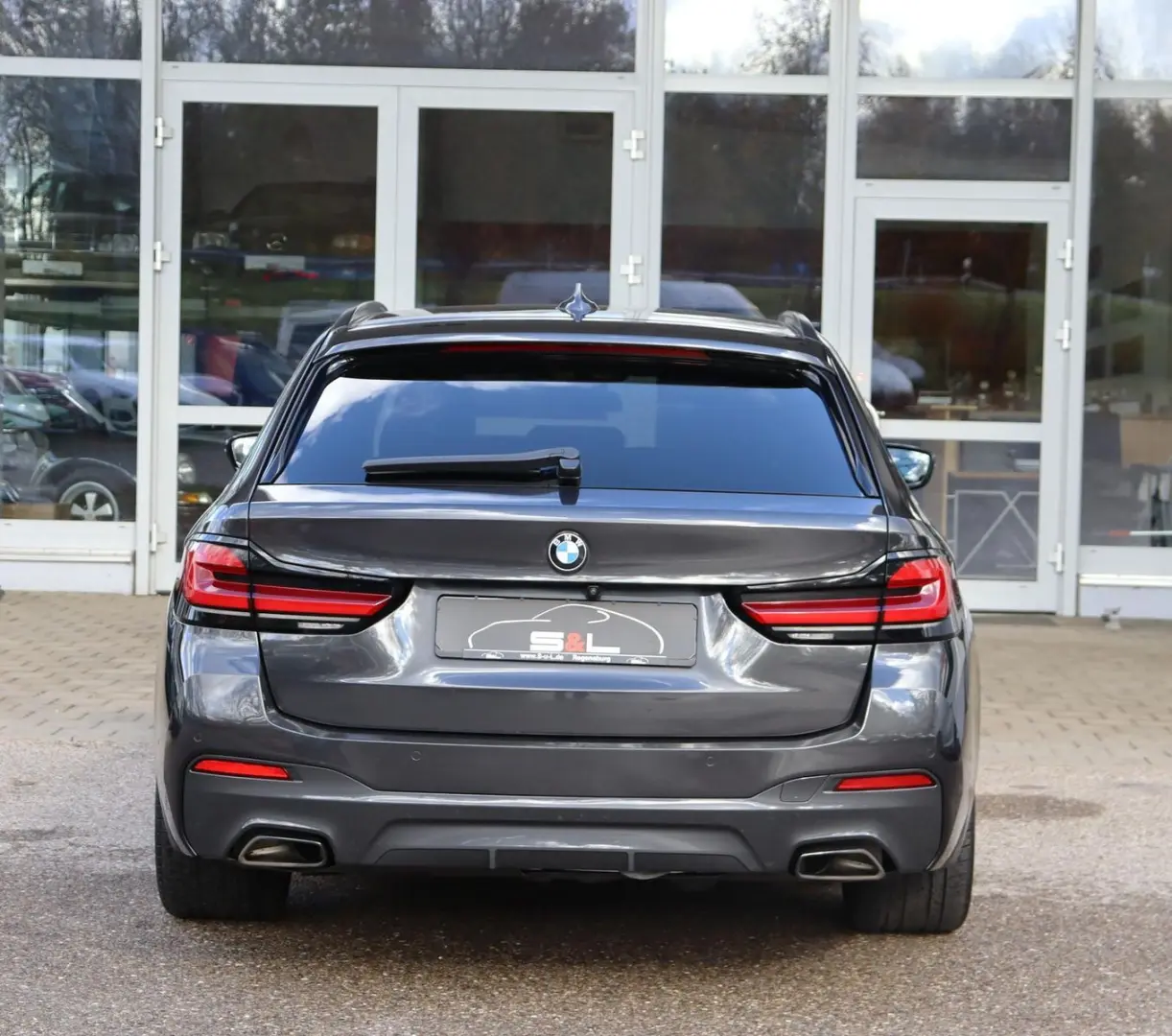 530d xDrive M Sport Innov Pano H&K AHK Business