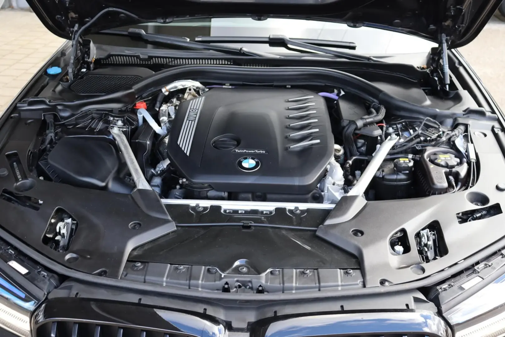 530d xDrive M Sport Innov Pano H&K AHK Business