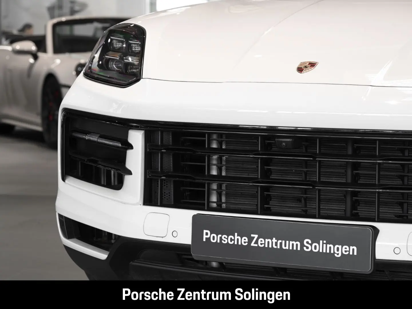 Cayenne E-Hybrid SoftClose PassDisplay Matrix AirSusp 360