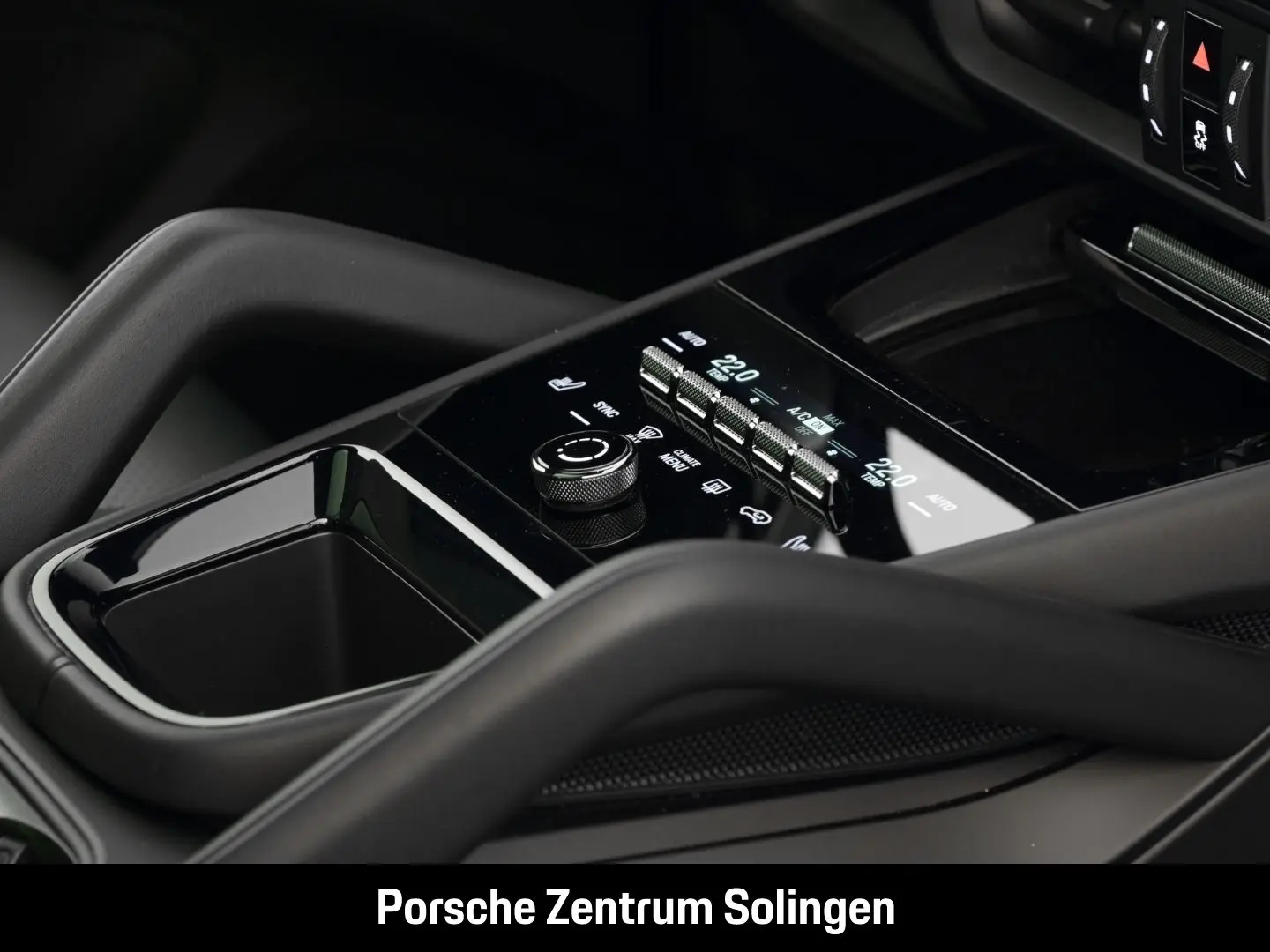 Cayenne E-Hybrid SoftClose PassDisplay Matrix AirSusp 360