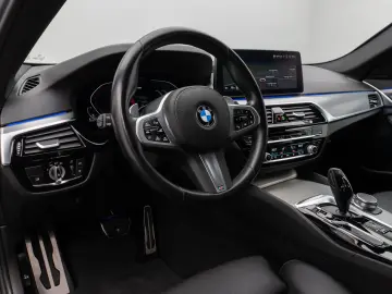 530d  M Sport Kamera Laser HUD DAB HiFi Komfort