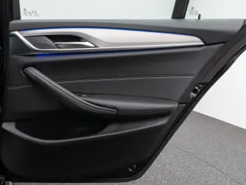 530d  M Sport Kamera Laser HUD DAB HiFi Komfort