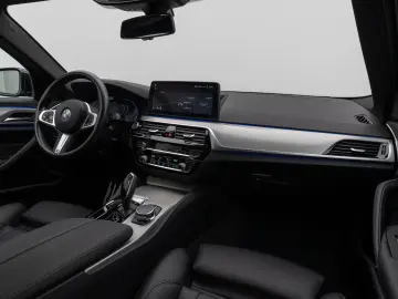 530d  M Sport Kamera Laser HUD DAB HiFi Komfort