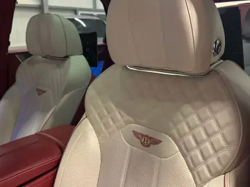 BENTAYGA AZURE DUO TONE MULLINER 4-SEATS FULLY