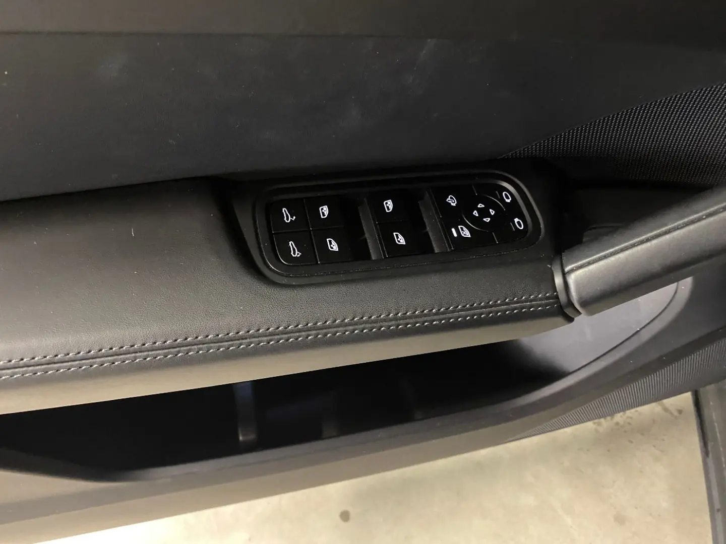 Cayenne   AHK   HD-Matrix LED   Luftfederung