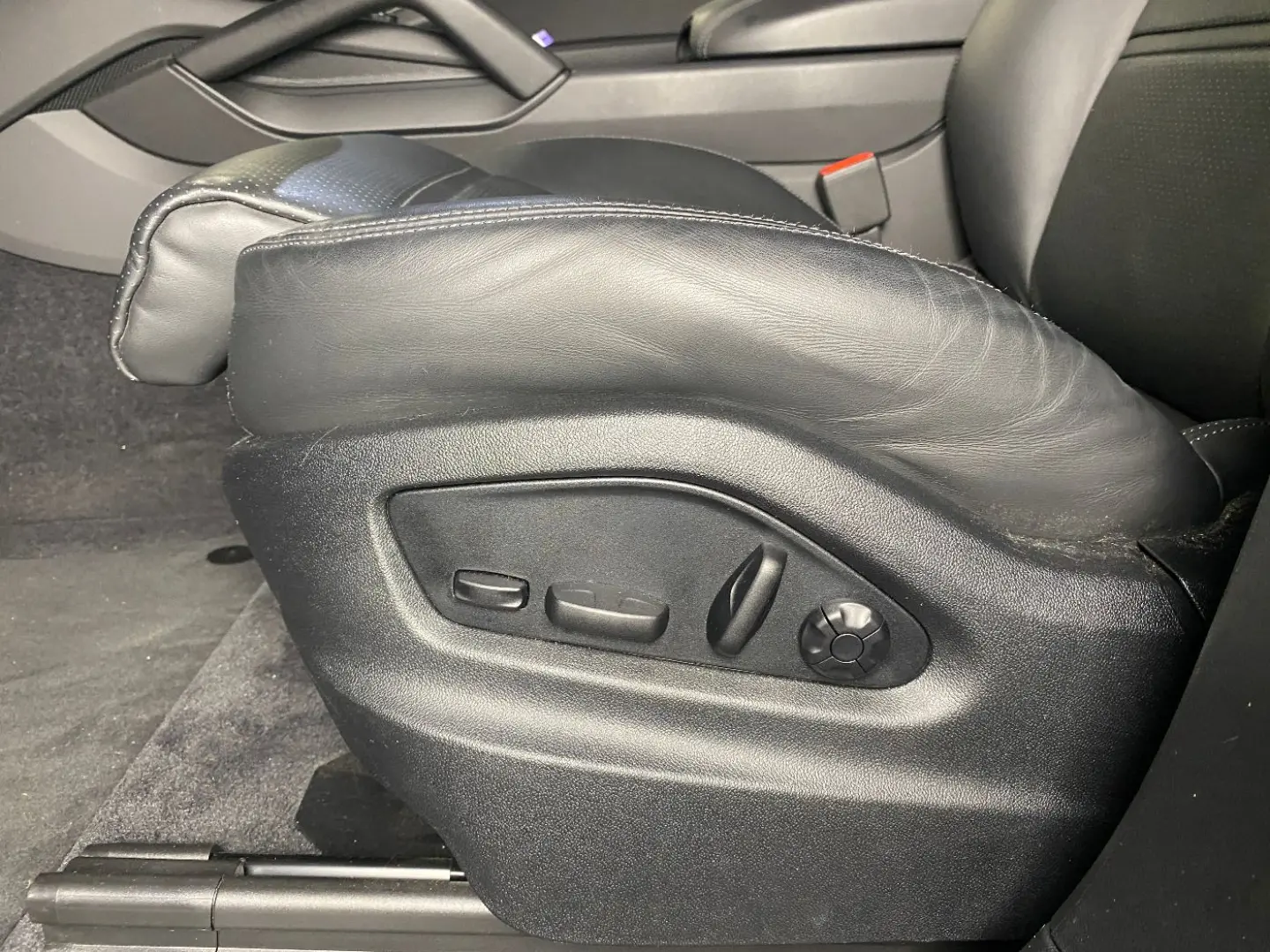 Cayenne   AHK   HD-Matrix LED   Luftfederung