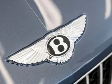 Bentayga V8 EWB Azure V8