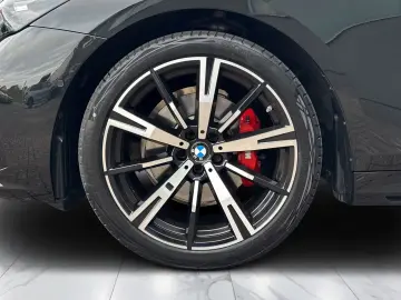 BMW 520 i Limuzina M-Sport Pro AHK 20