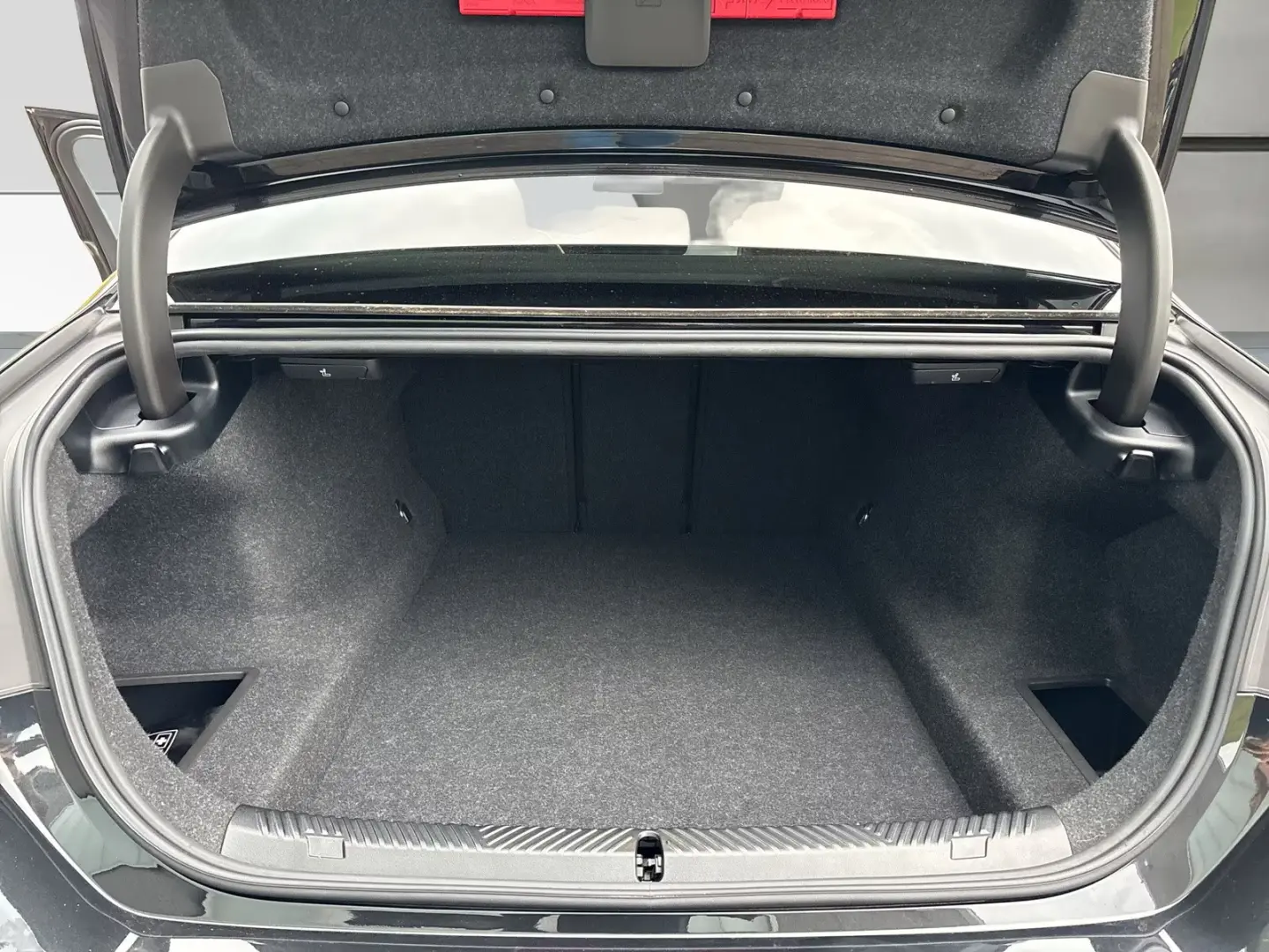 BMW 520 i Limuzina M-Sport Pro AHK 20