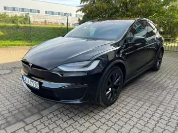 Model X Plaid AHK schwarz schwarz 6-Sitze Yoke