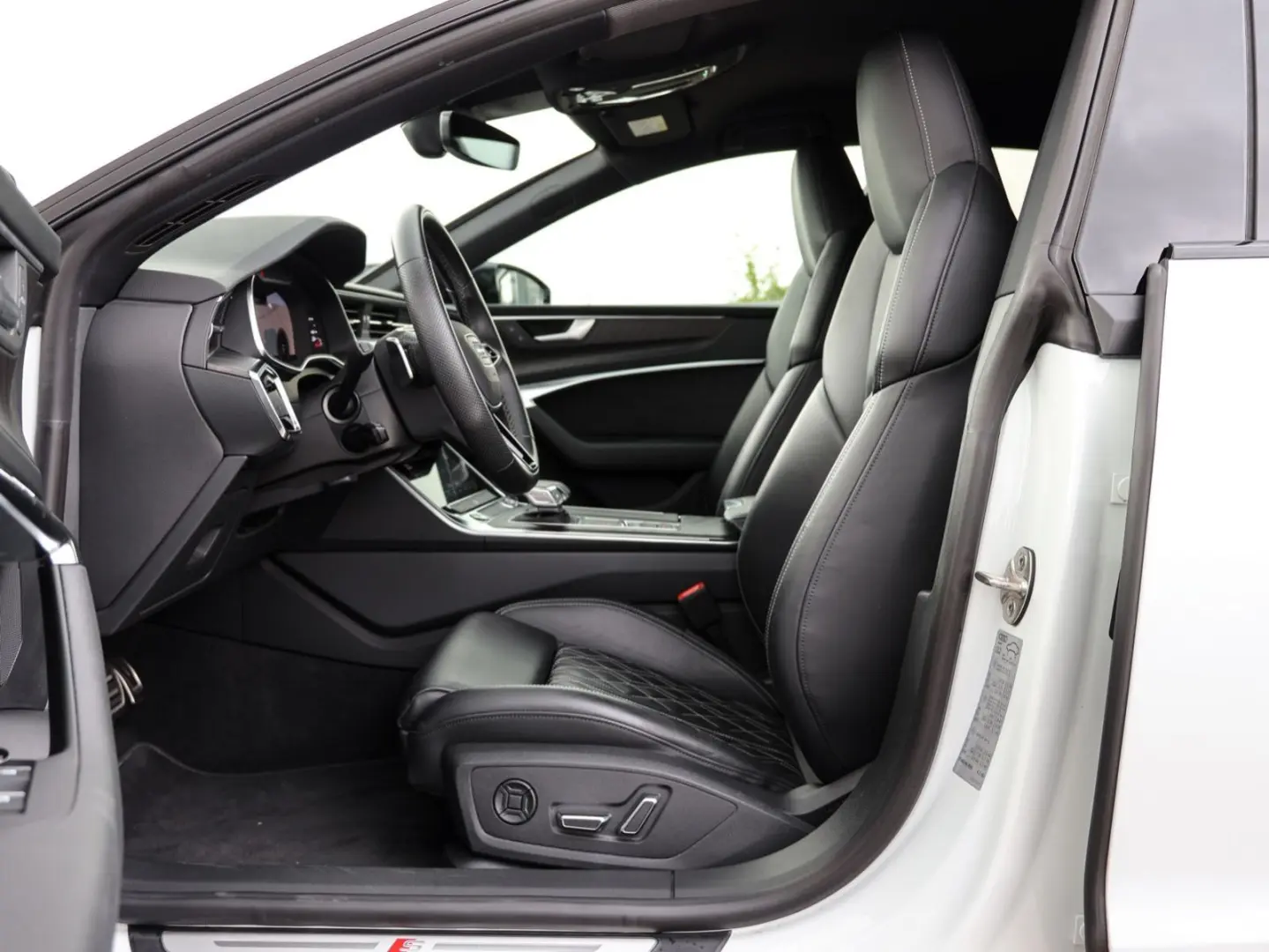 A7 45 TDI quattro - S LINE   B&O   21    S-SITZE