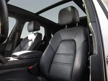 Cayenne E-Hybrid Matrix Massage SoftClose PassDisplay InnoDr