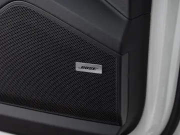 Cayenne E-Hybrid Matrix Massage SoftClose PassDisplay InnoDr