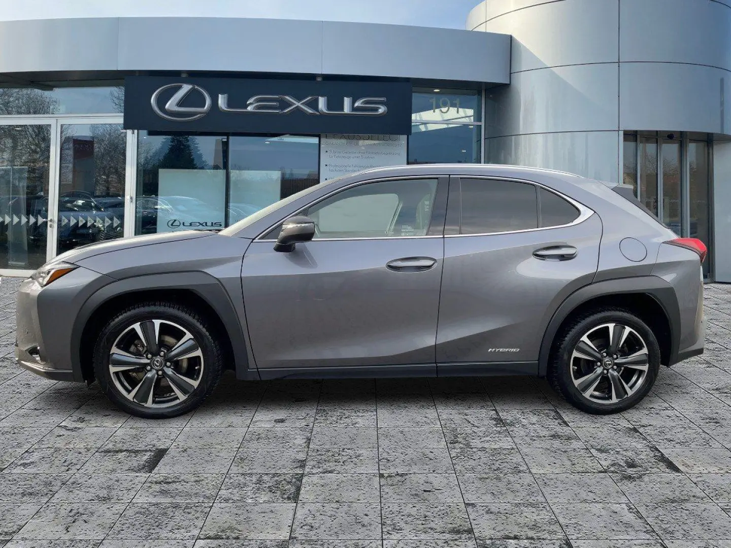 UX 250h Style Edition ACC KAM DAB SHZ LED