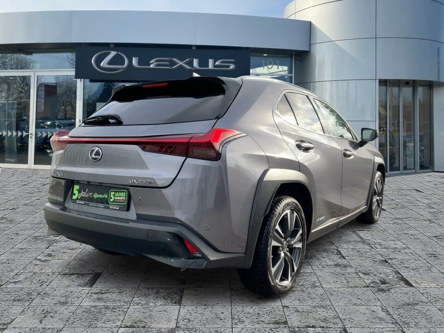 UX 250h Style Edition ACC KAM DAB SHZ LED